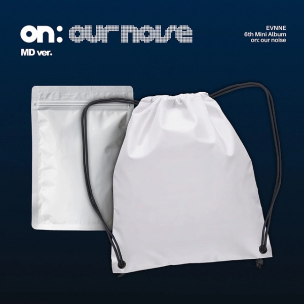Evnne - On Our Noise (MD Ver.) i gruppen MERCHANDISE / Merch+Code / Kommende / K-Pop hos Bengans Skivbutik AB (5693658)