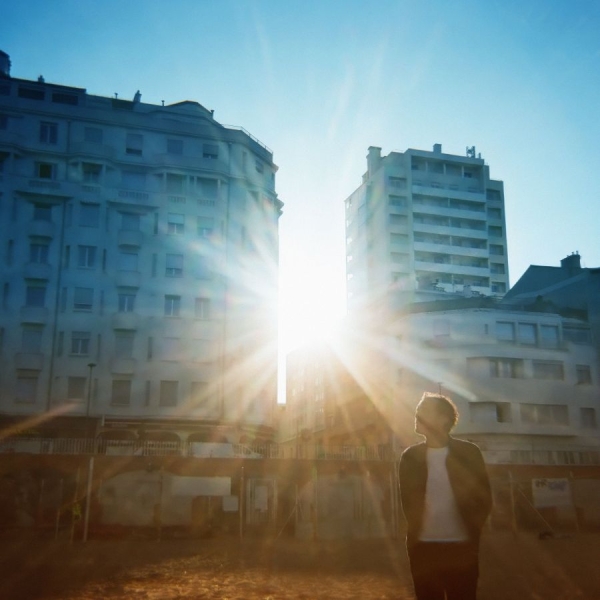 Kid Francescoli - A Kind Wave (Transparent Marbled Tu i gruppen VI TIPSER / Fredagsutgivelser / 2026-10-09 hos Bengans Skivbutik AB (5693788)