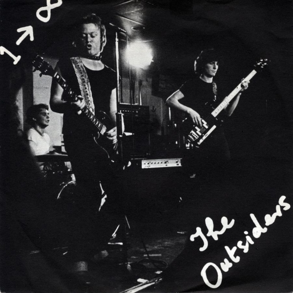 Outsiders - Close Up i gruppen CD / Toppselgere hos Bengans Skivbutik AB (682479)