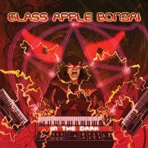 Glass Apple Bonzai - In The Dark i gruppen CD hos Bengans Skivbutik AB (2104670)