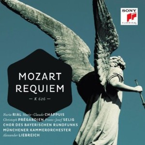 Rial Nuria & Münchener Kammerorchester - Mozart: Requiem, K. 626 & Ave Verum Corpus, K. 618