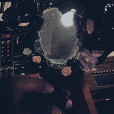 Maneka - Bathes And Listens (Red Galaxy Viny