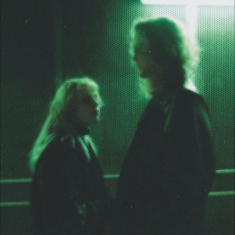 Glasblume - City In Rain