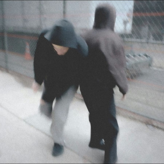 Elori Saxl & Henry Solomon - Seeing Is Forgetting